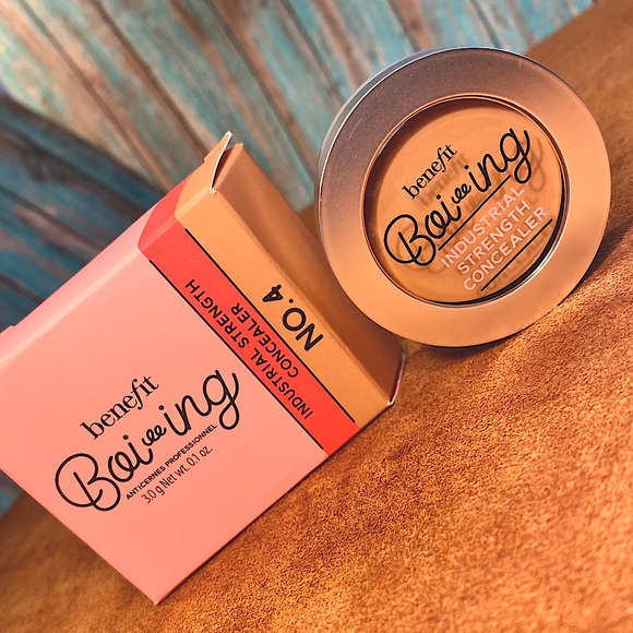 Benefit Cosmetics Boi-ing Industrial Strength Cream Concealer (New) - Picture 1 of 3